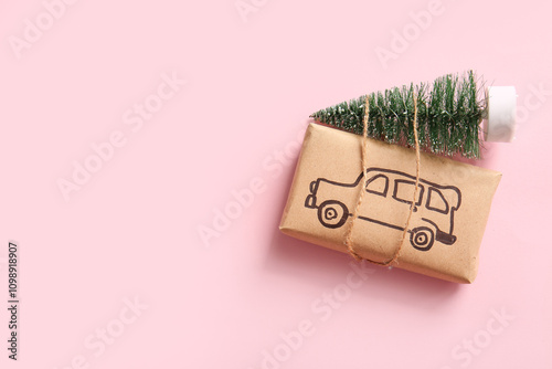 Beautiful gift box with dec...