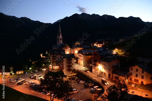 Vászonkép Pieve di Livinallongo, abends