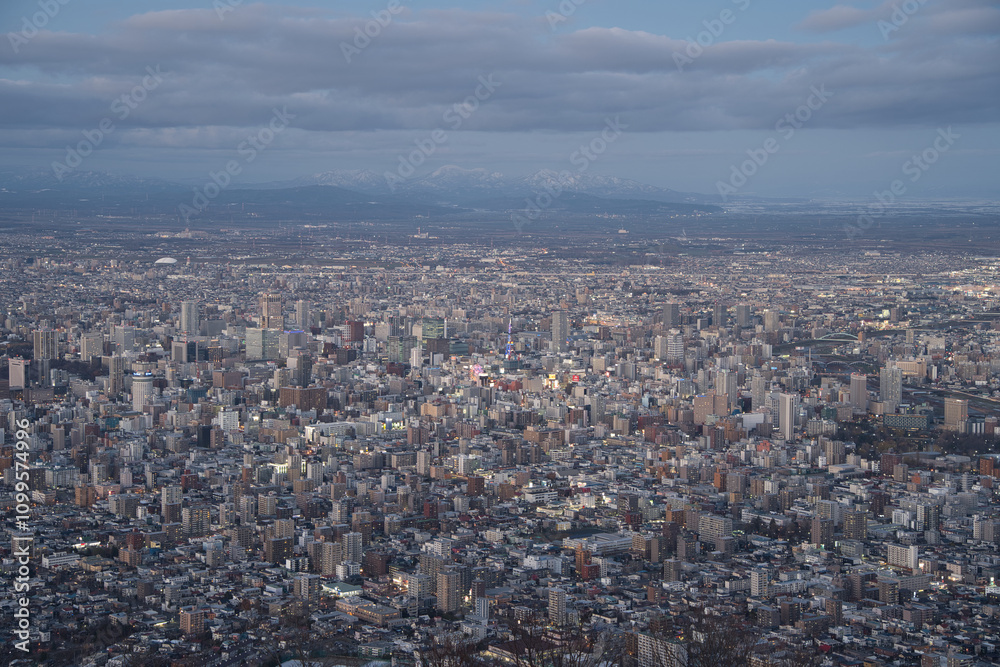 Fototapeta premium 札幌藻岩山山頂展望台からみた札幌のビル群の街並み
