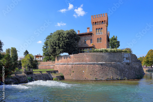 castello e mura di treviso, italia, castle and wall of treviso, italy 