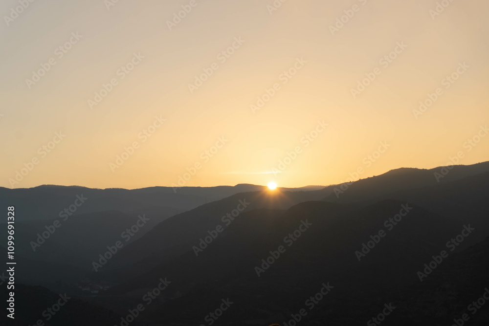 Fototapeta premium Mountain Sunset