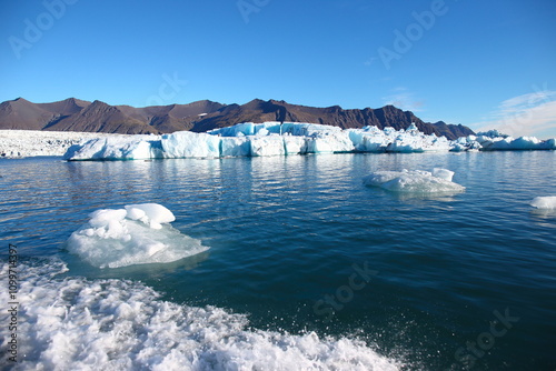 Bild auf Leinwand Iceland's Song of Ice and Fire