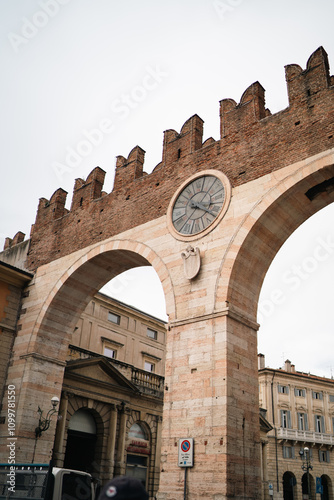 arco di verona photo