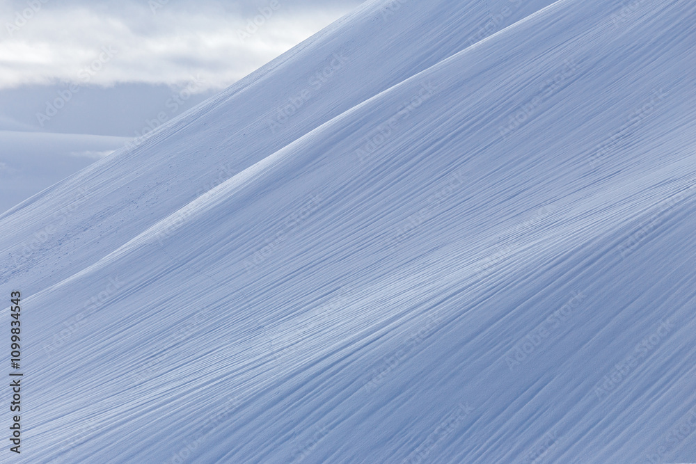 Obraz premium Snow Texture on Mountain Slope