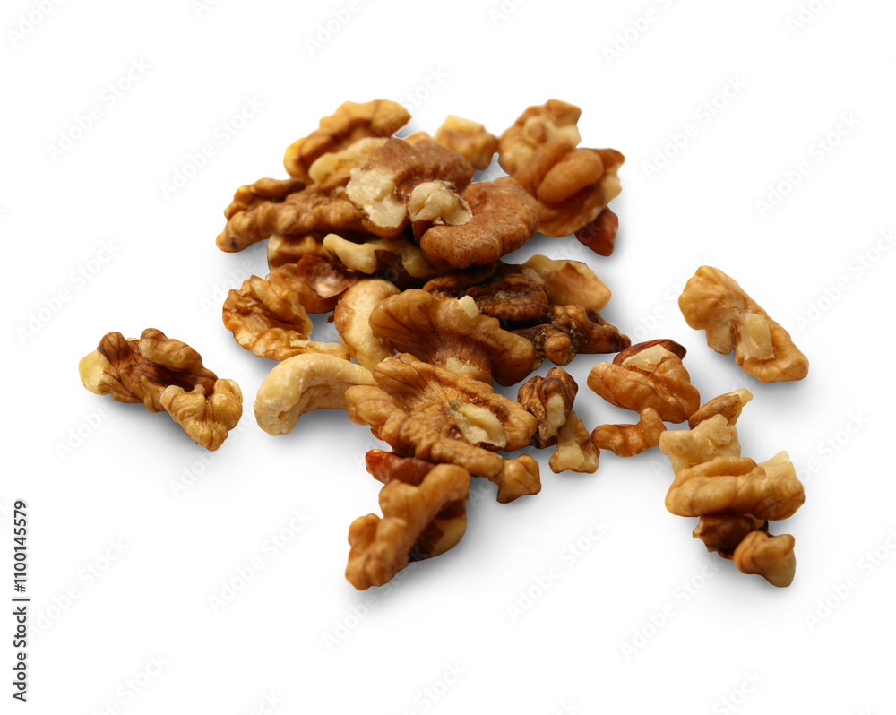 Obraz premium Heap of walnuts isolated on white