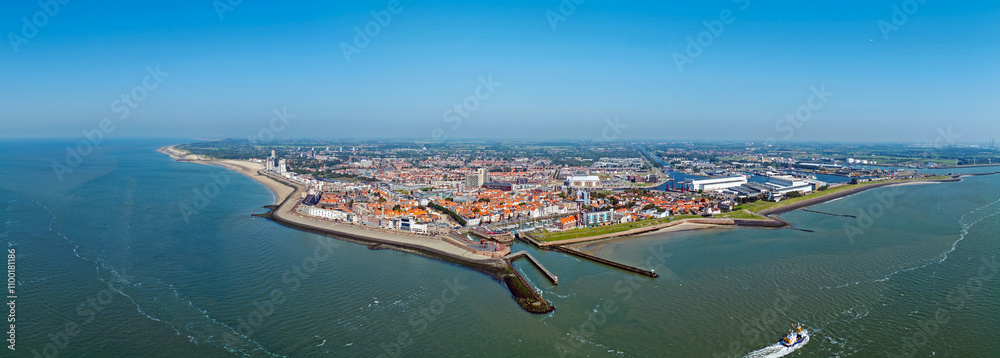 Φωτογραφία Aerial panorama from the historical town Vlissingen in Zeeland the Netherlands
