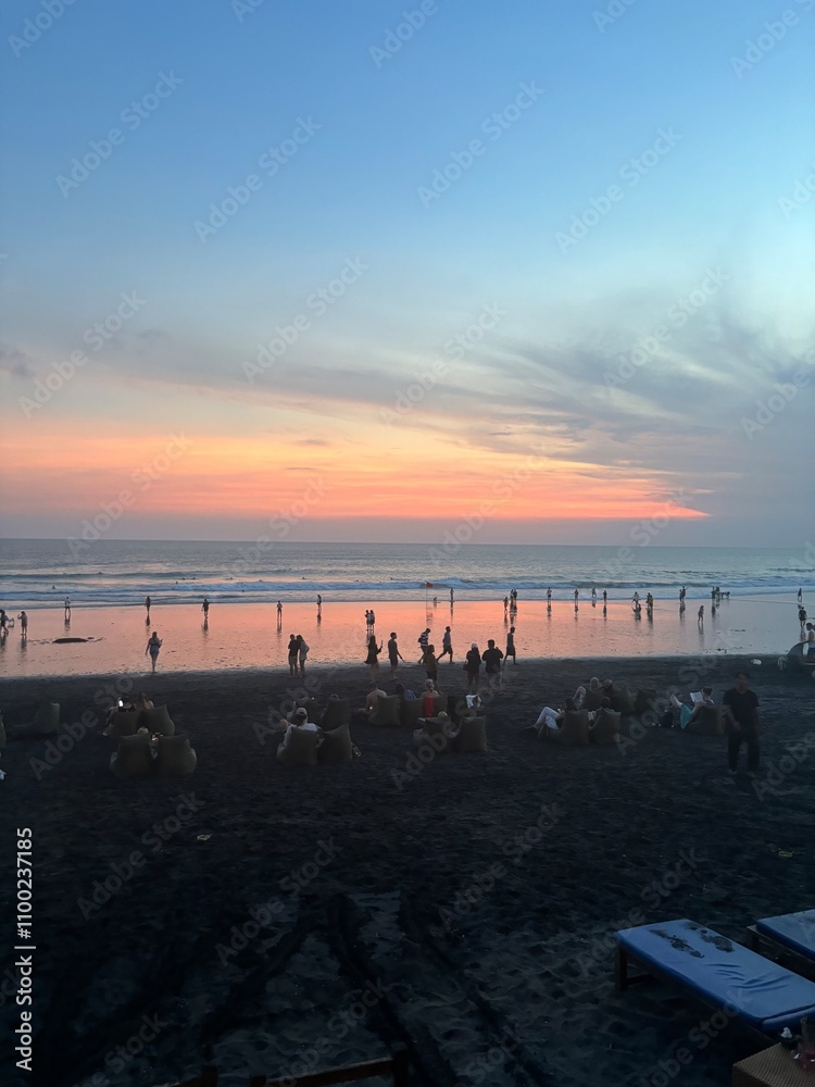 Obraz premium sunset over the sea