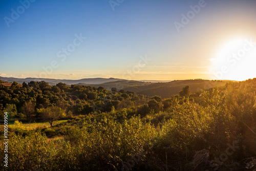 Paisagem de montanha ao pôr do sol