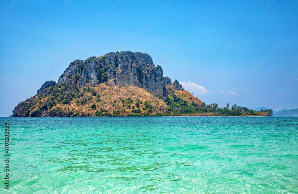 Fototapeta premium Small island, Andaman Sea, Krabi Province, Thailand.