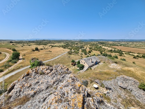 Paysage du Larzac près La Blaquière photo