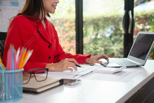 Businessmen are searching for information to market their products online.