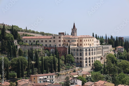 Blick in die Historische Altstadt von Verona in Italien	 photo