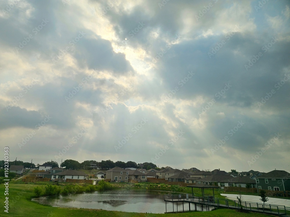 Obraz premium Clouds over boardwalk