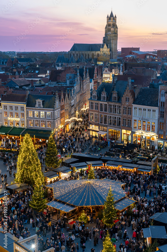 Obraz premium Christmas Market in Bruges, Belgium