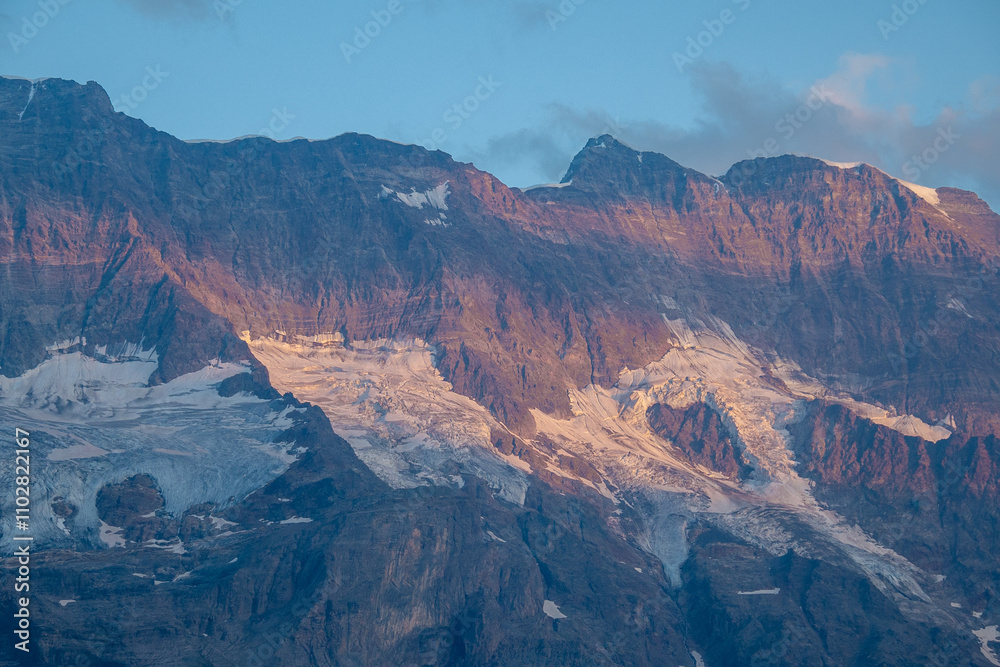 Naklejka premium V&C_Switzerland&ItalyAUG-SEPT2024