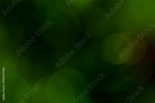 billes de bokeh artistique, pour usage graphique, arrière plan artiqtique, coloré autour du vert profond et nuancé, en transparence, png