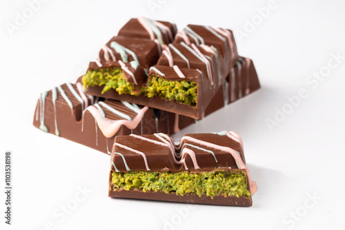 Obraz na płótnie Trend Dubai chocolate with pistachio paste and kataifi dough. w salonie