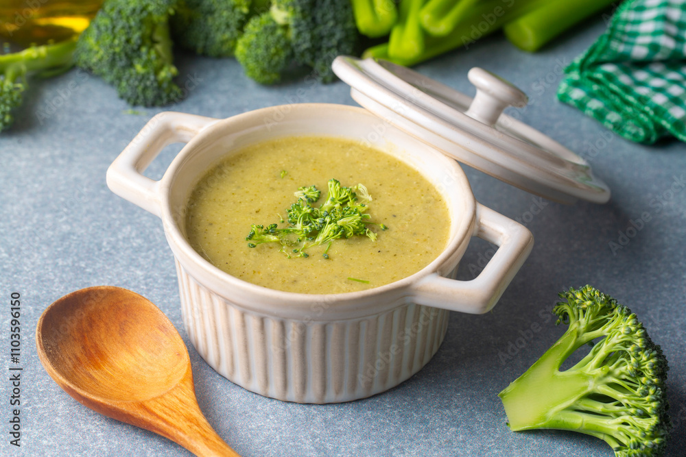 Broccoli soup and green vegetable soup, creamy diet soup, served hot