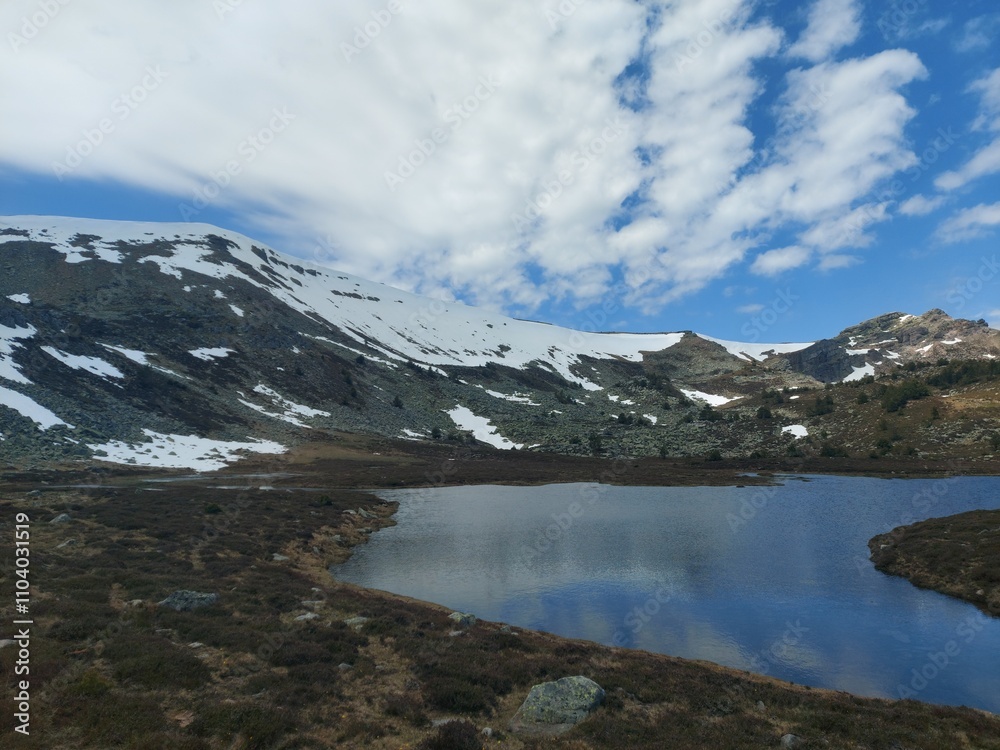 Fototapeta premium landscape, nature, outdoor, europe, travel, destination, mountain, grenn, hill, cliff, view, peace, relax, trekking