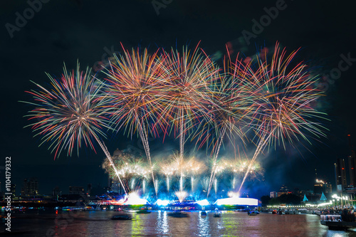 Landscape of firework vijit chao phraya 2024 A Dazzling Spectacle Illuminating Bangkok’s Iconic Riverfront at Memorial Bridge (Phra Phuttha Yodfa)
