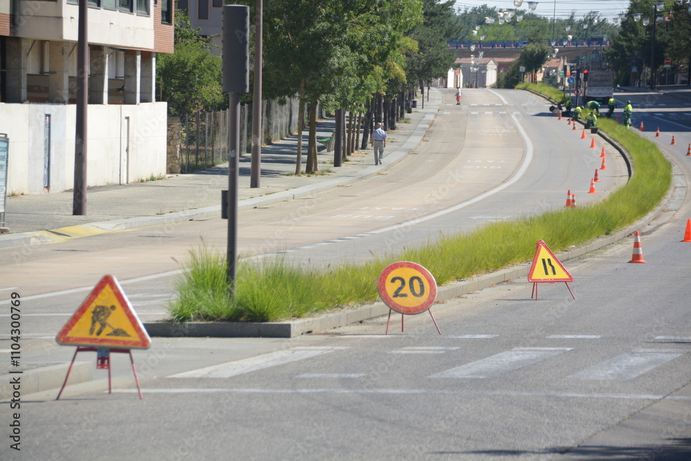 Señalización en una carretera en obras