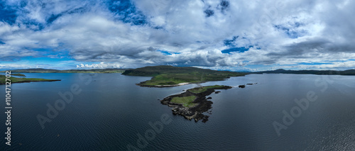 Obraz na płótnie Coral Beach - Scotland, UK w salonie