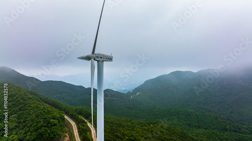 Fengche Mountain in Longwen Old Village, Taishan, Jiangmen, Guangdong Province, in the spring afternoon with sea of ​​clouds photo