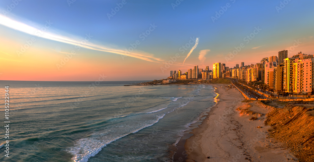 Obraz premium Beirut beach and skylines overview at sunset, Lebanon