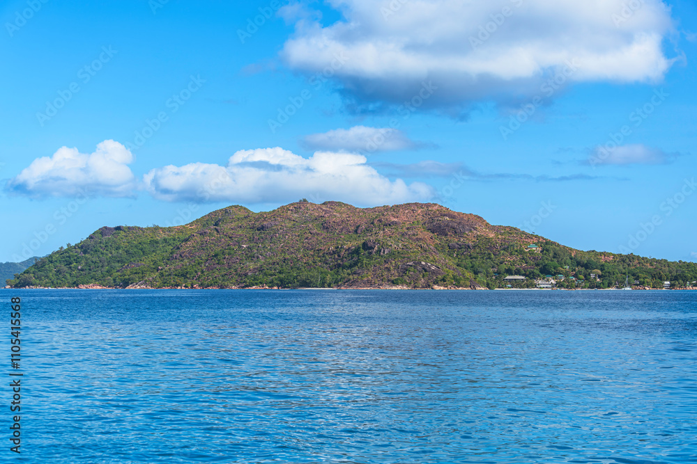 Fototapeta premium View To Anse Gouvernement At Praslin Island
