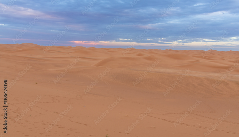 Fototapeta premium View of the Magnificent Landscape of the Sahara Desert in Morocco