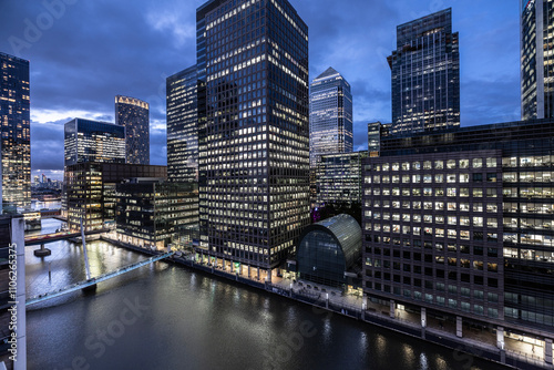 skyline of canary wharf, london docklands