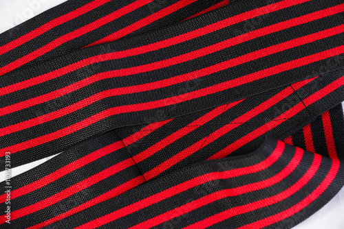 knee wraps red  back ground white clousep