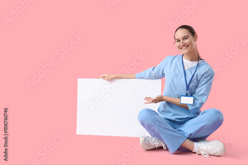 Female doctor with blank po...