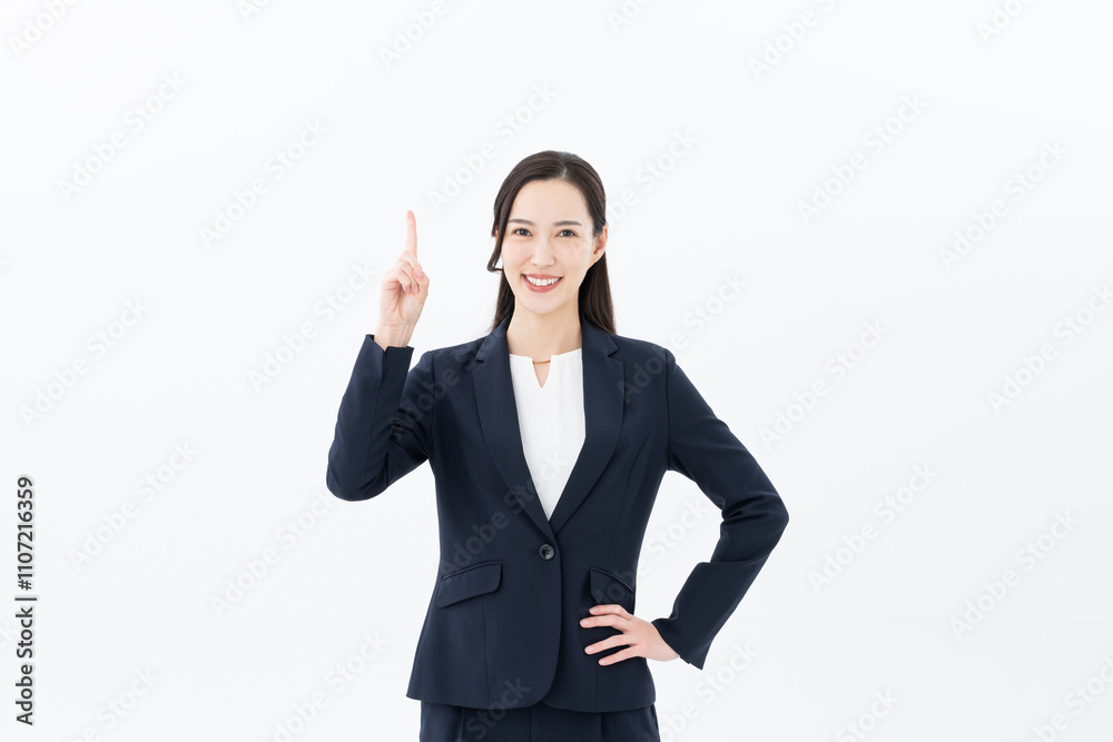 若いビジネスウーマン 若いビジネスウーマン
