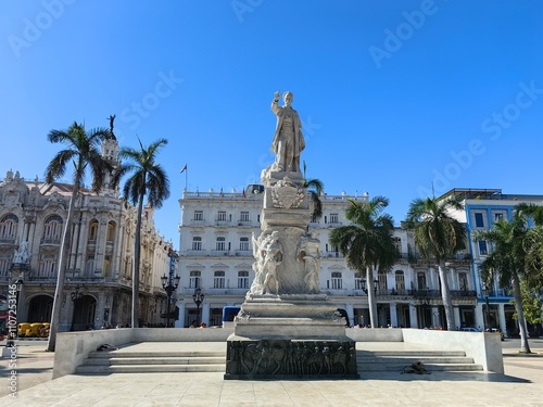 Obraz na płótnie Cuba, Havana, clear sunny day, blue sky w salonie