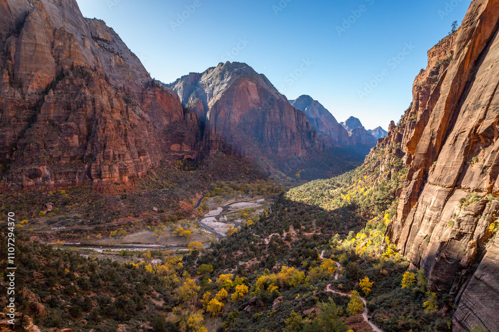 Panoramic view of Zion Canyon from West Rim Trail