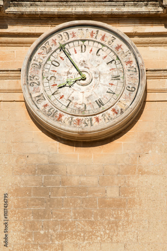 Canvastavla Unique calendar clock on the facade of Saint Paul cathedral in historic Mdina, M