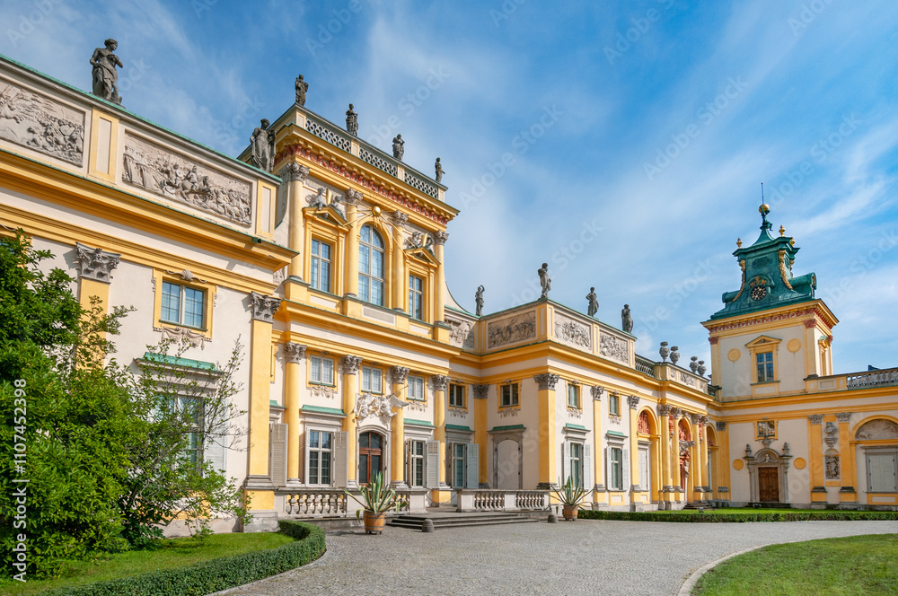 Obraz premium The Baroque Royal Palace in Wilanów, Masovian Voivodeship, Poland 