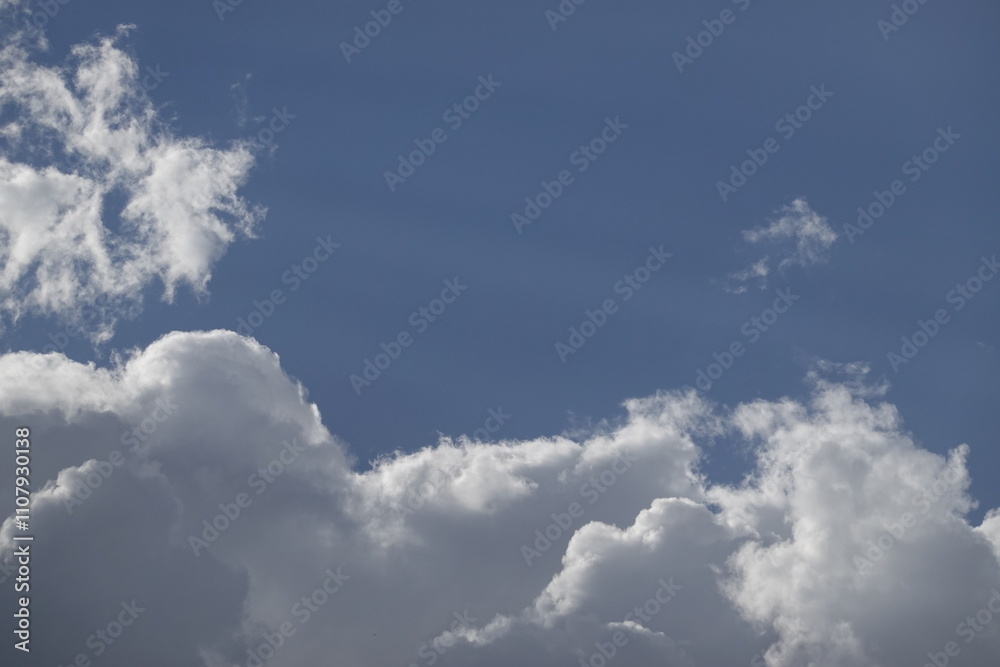 Obraz premium blue sky with clouds