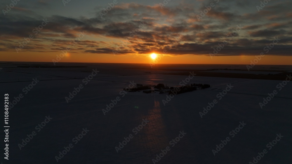 Obraz premium Cold Winter Sunset