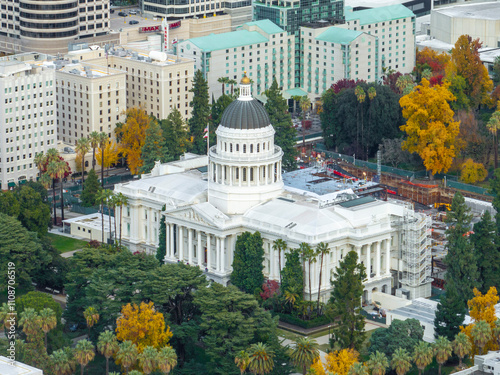 Obraz na płótnie SACRAMENTO , CA, CALI , CALIFORNIA , CAPITAL , STATE , STATE CAPITAL , STATE BUILDING , CITY, DRONE . LAND SCAPE , w salonie
