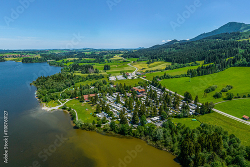 Ausblick auf das Allgäuer Seenland rund um den Grüntensee bei Wertach photo