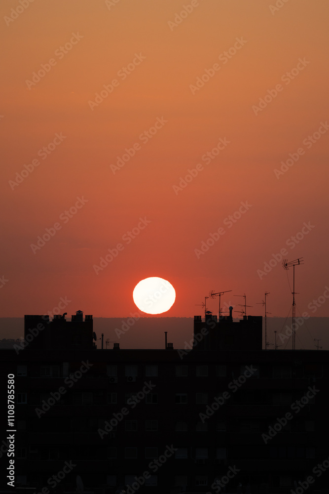 Fototapeta premium dramatic sky at sunset in Madrid