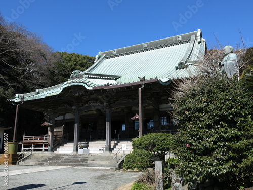 藤沢市の龍口寺（大本堂・日蓮大聖人像）