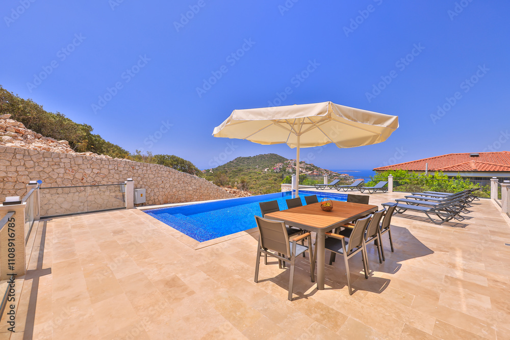 Luxury villa with pool and stunning sea view