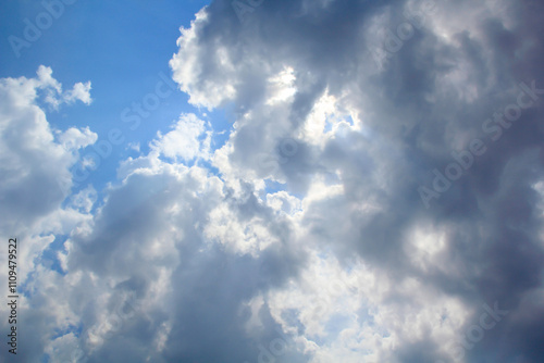 Fototapeta Naklejka Na Ścianę i Meble -  blue sky with clouds
