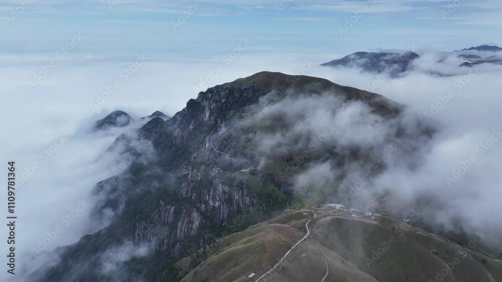 4K aerial video capturing the sea of clouds and scenic views at Wugong Mountain