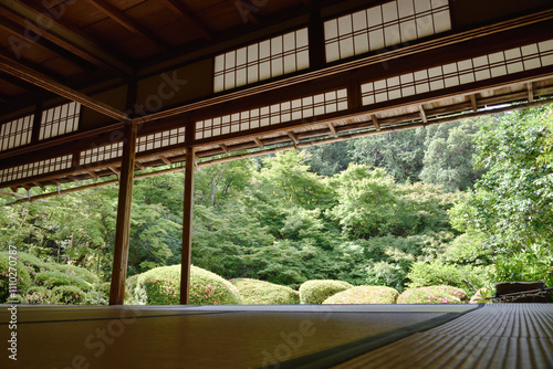 詩仙堂丈山寺　凹凸窠から見る庭園(京都市左京区) photo