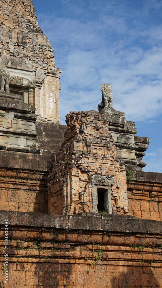 Naklejka premium Angkor Wat Siem Reap Cambodia temple ruins and sculptures