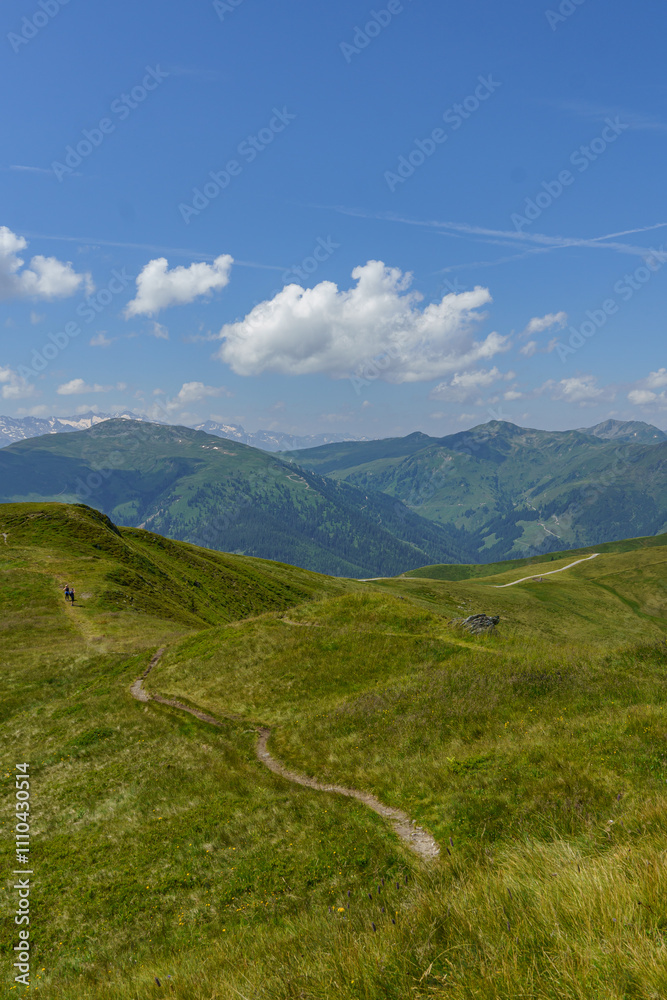 Naklejka premium wandern in den Hohen tauern